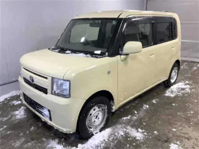 Toyota PIXIS SPACE  с аукциона в Японии