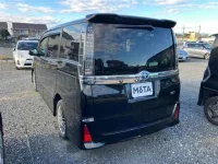 Toyota VOXY лот № 1026 оценка R  с аукциона в Японии 8