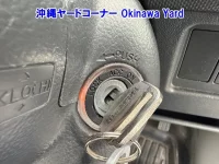 Toyota IST лот № 43088 оценка 3.5  с аукциона в Японии 4