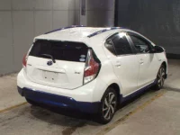 Toyota AQUA лот № 3005 оценка R  с аукциона в Японии 4