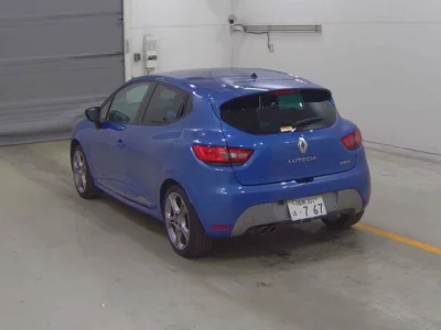 Renault LUTECIA  с аукциона в Японии