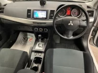 Mitsubishi GALANT FORTIS лот № 2371 оценка 3.5  с аукциона в Японии 4