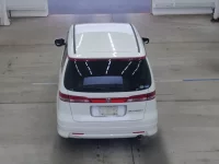 Honda ELYSION лот № 2402 оценка 4  с аукциона в Японии 2