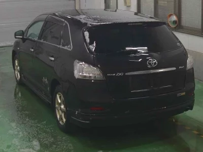 Toyota MARK X ZIO  с аукциона в Японии