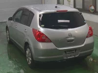 Nissan TIIDA лот № 69 оценка 3  с аукциона в Японии 1