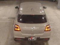 Suzuki SWIFT лот № 3013 оценка 5  с аукциона в Японии 5