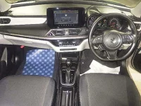 Suzuki SWIFT лот № 3013 оценка 5  с аукциона в Японии 2