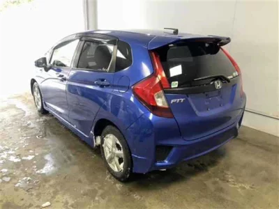 Honda FIT  с аукциона в Японии