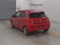 Mitsubishi MIRAGE лот № 8513 оценка 3.5  с аукциона в Японии 1