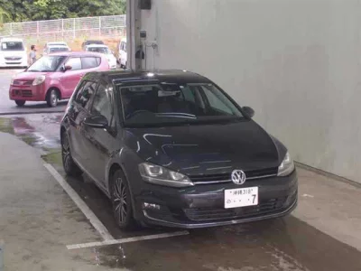 Volkswagen GOLF  с аукциона в Японии