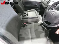 Toyota HIACE VAN лот № 1001 оценка R  с аукциона в Японии 4