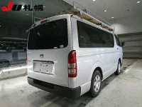 Toyota HIACE VAN лот № 1001 оценка R  с аукциона в Японии 1