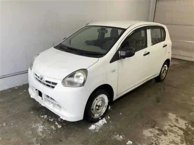 Daihatsu MIRA E S  с аукциона в Японии