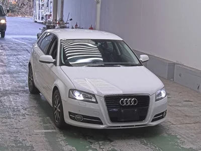 Audi A3  с аукциона в Японии