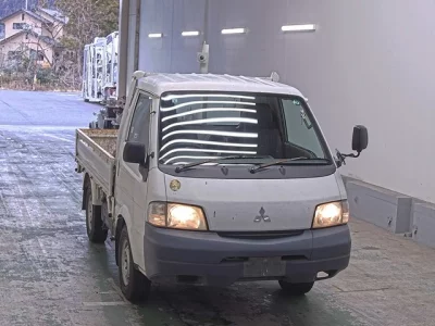Mitsubishi DELICA TRUCK