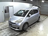 Toyota RACTIS лот № 2097 оценка 3.5  с аукциона в Японии 3