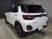 Toyota RAIZE лот № 3008 оценка 4.5  с аукциона в Японии 3