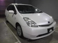 Toyota PRIUS лот № 3009 оценка R  с аукциона в Японии 2