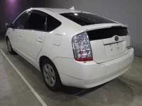 Toyota PRIUS лот № 3009 оценка R  с аукциона в Японии 3