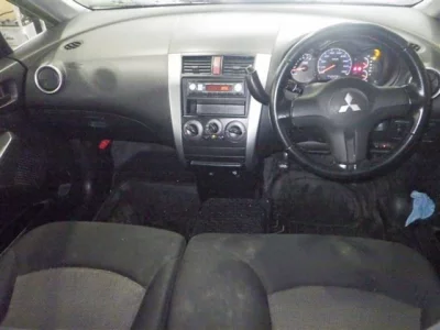 Mitsubishi COLT  с аукциона в Японии