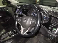 Honda GRACE лот № 3016 оценка 4  с аукциона в Японии 7