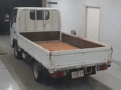 Nissan ATLAS  с аукциона в Японии