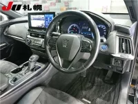Toyota CROWN лот № 1016 оценка 4  с аукциона в Японии 2