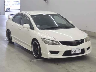 Honda CIVIC  с аукциона в Японии