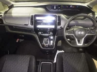 Nissan SERENA лот № 3034 оценка 4  с аукциона в Японии 2