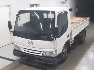 Mazda TITAN  с аукциона в Японии