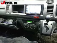 Toyota HIACE VAN лот № 1017 оценка R  с аукциона в Японии 5