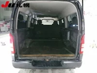Toyota HIACE VAN лот № 1017 оценка R  с аукциона в Японии 6