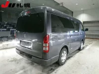 Toyota HIACE VAN лот № 1017 оценка R  с аукциона в Японии 1