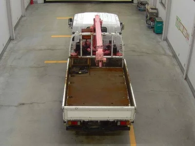 Isuzu ELF  с аукциона в Японии