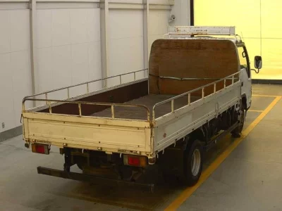 Isuzu ELF  с аукциона в Японии