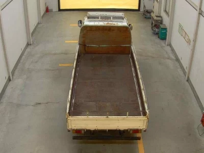 Isuzu ELF  с аукциона в Японии