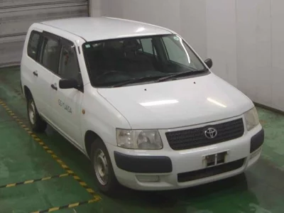 Toyota SUCCEED  с аукциона в Японии