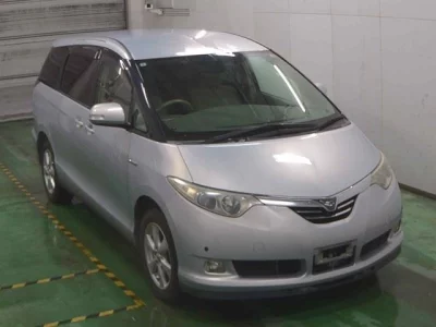 Toyota ESTIMA HYBRID  с аукциона в Японии