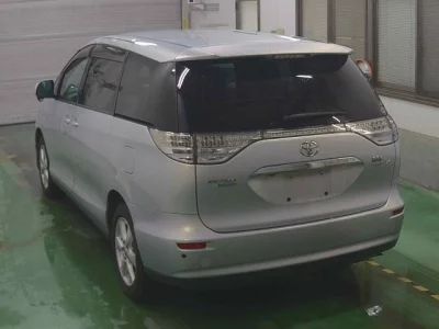 Toyota ESTIMA HYBRID  с аукциона в Японии
