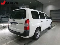 Toyota SUCCEED лот № 1024 оценка 4  с аукциона в Японии 1