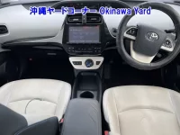 Toyota PRIUS лот № 43124 оценка 3.5  с аукциона в Японии 2