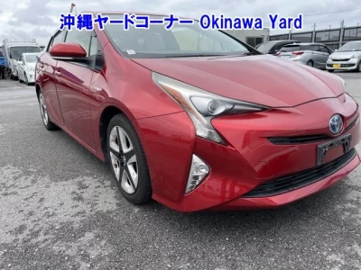 Toyota PRIUS  с аукциона в Японии