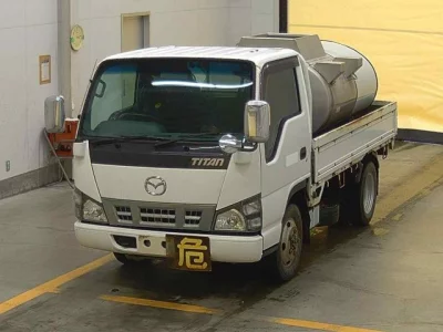 Mazda TITAN  с аукциона в Японии
