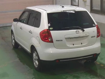 Mazda VERISA