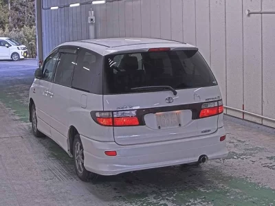 Toyota ESTIMA  с аукциона в Японии