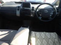 Toyota PRIUS лот № 2147 оценка 3.5  с аукциона в Японии 2
