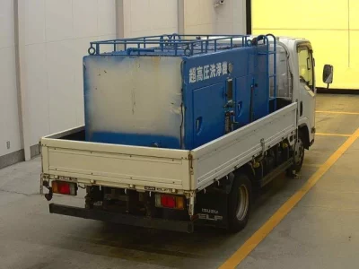 Isuzu ELF  с аукциона в Японии