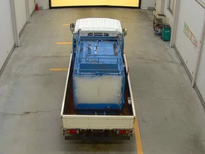 Isuzu ELF  с аукциона в Японии