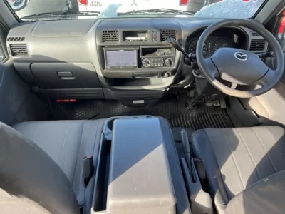 Mazda BONGO VAN  с аукциона в Японии