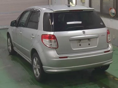 Suzuki SX-4  с аукциона в Японии